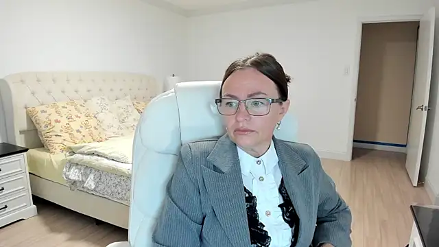 Vika73 online show from September 2025 11:22:02 AM