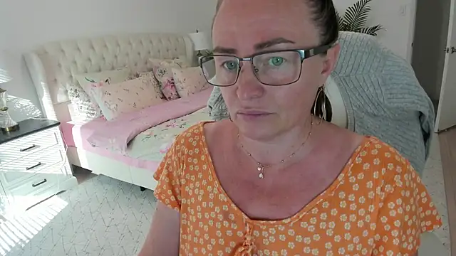 Snapshot of Vika73 chatting on July 2026 10:05:01 PM Vika73 online show from July 2026 10:05:01 PM