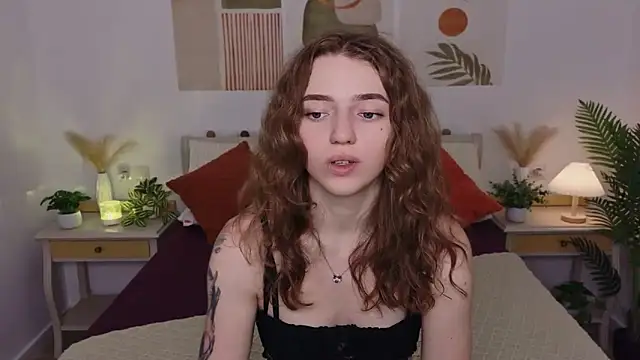 Snapshot of TayloryStar chatting on June 2026 11:57:01 AM TayloryStar online show from June 2026 11:57:01 AM