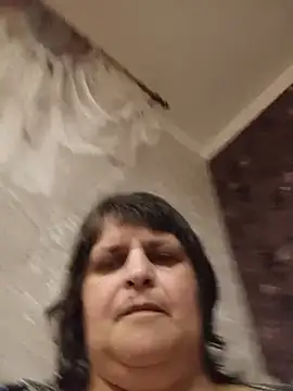 Snapshot of LisichkaOksana chatting on May 2026 06:14:02 PM LisichkaOksana online show from May 2026 06:14:02 PM