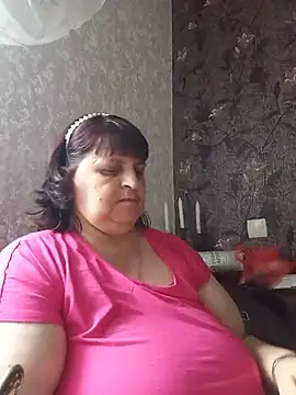 Snapshot of LisichkaOksana chatting on June 2026 01:17:02 PM LisichkaOksana online show from June 2026 01:17:02 PM