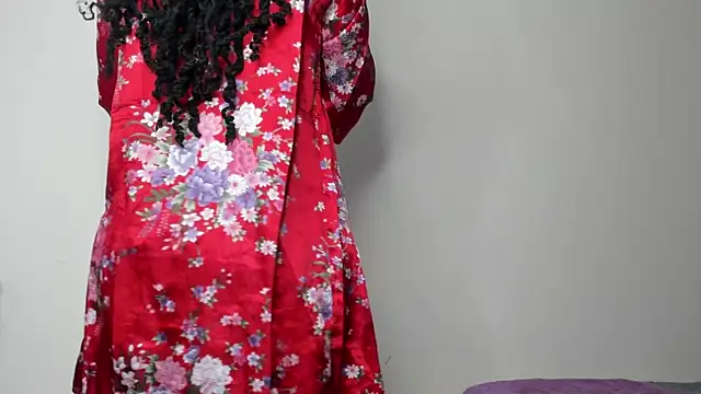Real Slim Thick online show from June 2026 07:19:02 PM