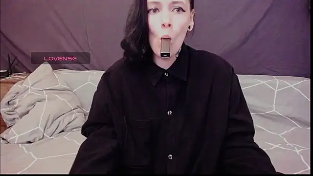 Snapshot of Polly_Megan chatting on June 2026 08:44:01 PM Polly Megan online show from June 2026 08:44:01 PM