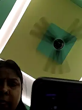 Heena09 online show from May 2026 10:11:01 AM