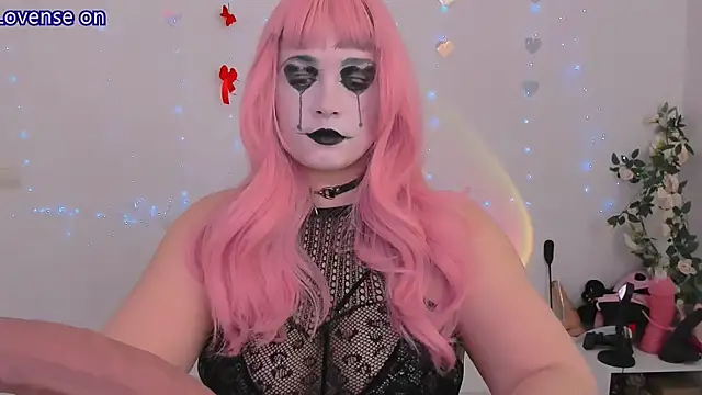 Snapshot of evilla_brill_ chatting on May 2026 10:00:02 AM evilla brill online show from May 2026 10:00:02 AM