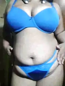 Bustylady90 online show from June 2026 07:37:01 PM