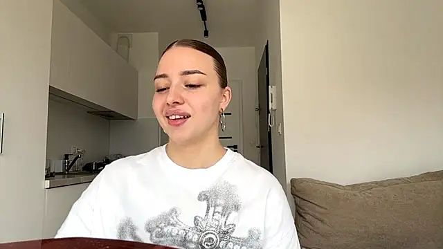 Snapshot of BrandiEngberg chatting on May 2026 11:38:02 AM BrandiEngberg online show from May 2026 11:38:02 AM