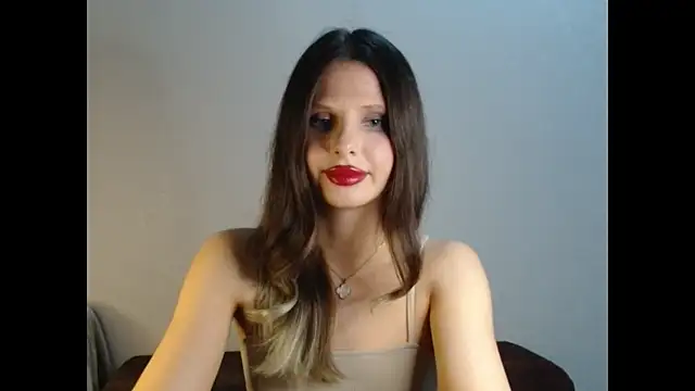Jessicaxq online show from June 2026 10:57:01 PM