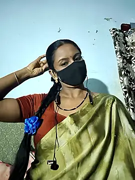 Snapshot of madhushree143 chatting on June 2026 05:30:02 AM madhushree143 online show from June 2026 05:30:02 AM