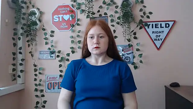 Snapshot of Red__Girll chatting on May 2026 12:22:02 PM Red Girll online show from May 2026 12:22:02 PM