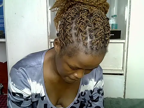 Pinky lina1 online show from June 2026 09:32:02 PM