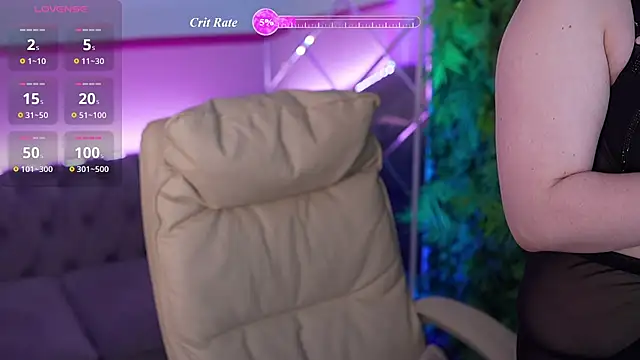 RedFoxxyX online show from July 2026 07:16:01 PM