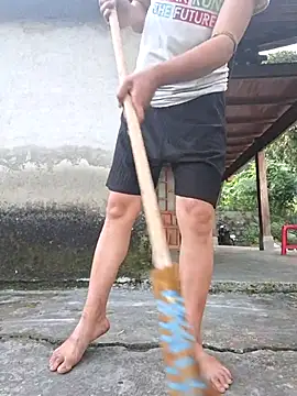 Snapshot of Mila_00 chatting on July 2026 10:54:02 AM Mila 00 online show from July 2026 10:54:02 AM