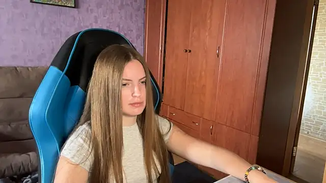 SilkSinner  online show from July 2026 12:40:01 PM