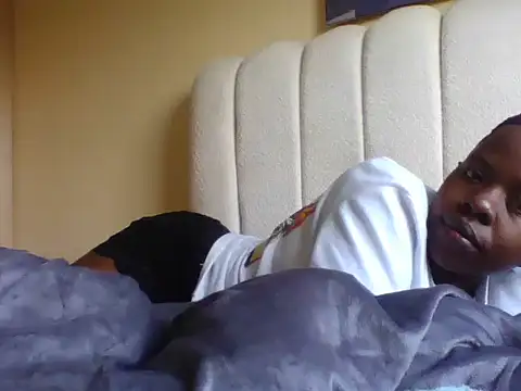 Snapshot of Tehiller chatting on May 2026 01:28:01 PM Tehiller online show from May 2026 01:28:01 PM