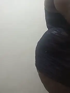 Boobiebee online show from June 2026 04:12:02 AM