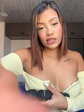 lana  ray online show from May 2026 07:42:01 PM