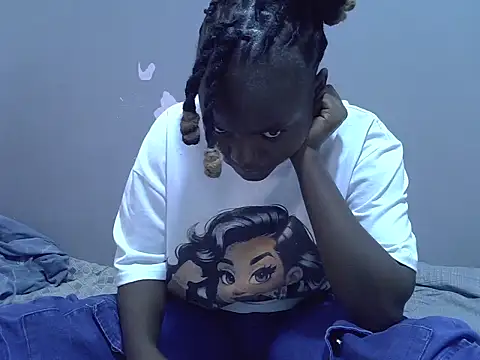 Snapshot of Cocoa_petite chatting on June 2026 02:11:01 PM Cocoa petite online show from June 2026 02:11:01 PM