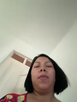 ISABELLA  LUNA online show from July 2026 11:05:02 AM