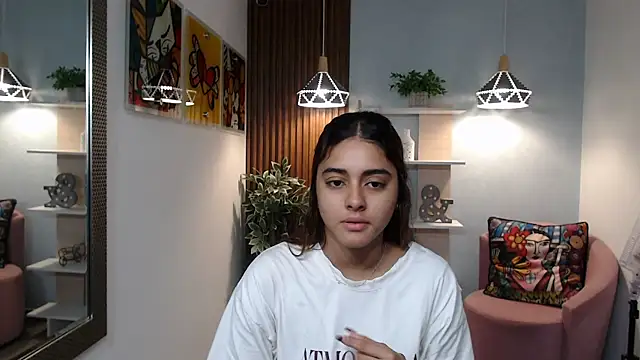  Lucy Grey  online show from June 2026 11:05:01 AM