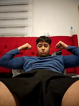 BodyGym18 online show from August 2026 04:28:01 PM