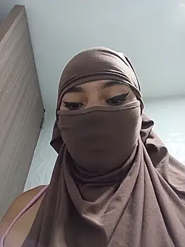 Snapshot of Samira_1 chatting on June 2026 08:23:01 PM Samira 1 online show from June 2026 08:23:01 PM