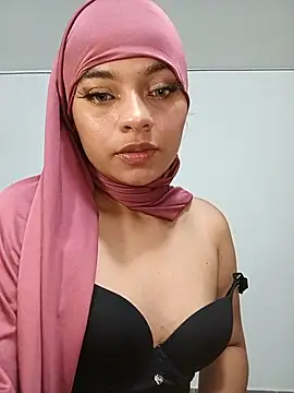 Snapshot of Samira_1 chatting on July 2026 11:22:01 PM Samira 1 online show from July 2026 11:22:01 PM