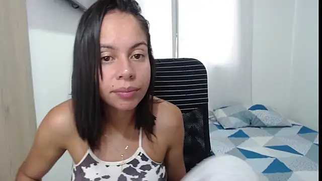 Snapshot of Valeria_Santos_ chatting on June 2026 02:38:01 PM Valeria Santos online show from June 2026 02:38:01 PM