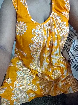 Snapshot of radhikagupta345 chatting on June 2026 08:12:02 AM radhikagupta345 online show from June 2026 08:12:02 AM