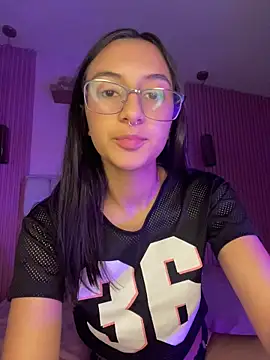 Snapshot of MoonLitDoll chatting on June 2026 08:51:02 PM MoonLitDoll online show from June 2026 08:51:02 PM