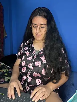 Mailly gabbyy  online show from June 2026 04:31:01 PM