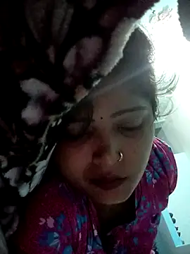 Raginilove online show from May 2026 10:37:01 PM