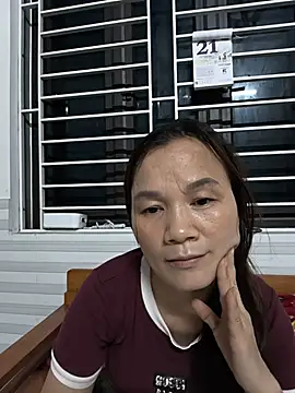 Snapshot of Lye_lovely chatting on May 2026 03:41:02 PM Lye lovely online show from May 2026 03:41:02 PM