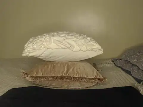 Snapshot of sexy-ros chatting on May 2026 01:38:02 PM sexy-ros online show from May 2026 01:38:02 PM