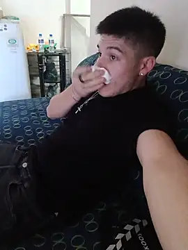 Snapshot of Oliver_LA chatting on July 2026 09:20:01 PM Oliver LA online show from July 2026 09:20:01 PM