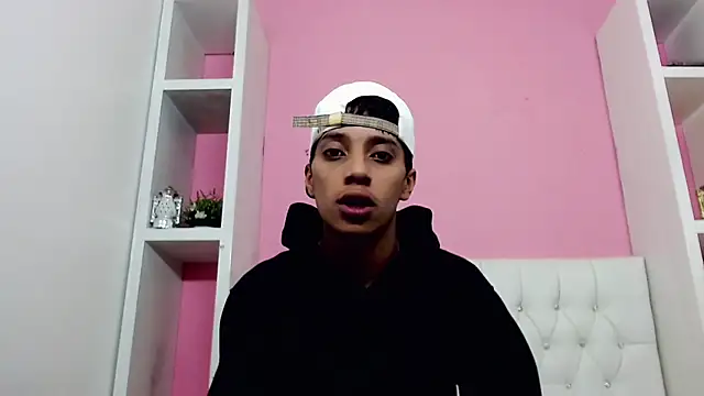 jl brayan12 online show from June 2026 03:44:02 PM