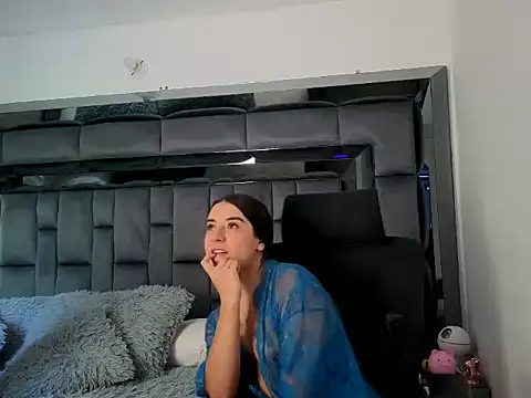 sweetblonde111 online show from June 2026 05:59:02 PM