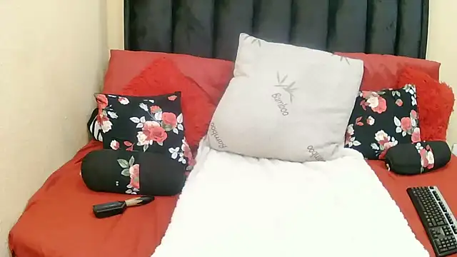 Naughtygirlxxx20 online show from July 2026 05:40:02 PM