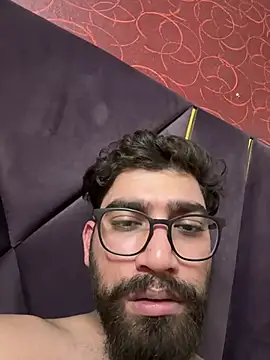 baddiebaby1998 online show from July 2026 01:25:01 PM