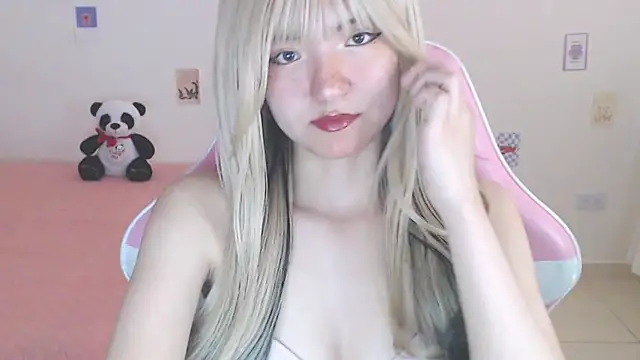 Snapshot of SweetSky1_ chatting on May 2026 10:26:01 PM SweetSky1 online show from May 2026 10:26:01 PM