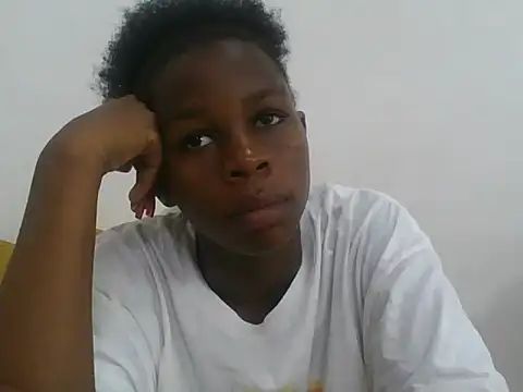 Lill freakyapple online show from July 2026 09:44:02 AM