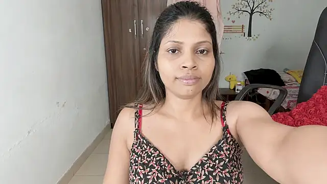 hawaisundari72 online show from May 2026 06:02:02 PM