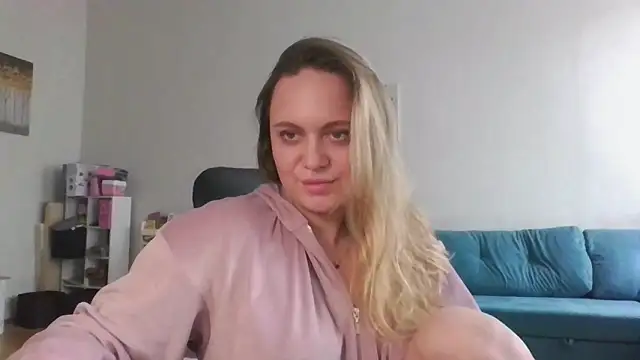 MyauAlice online show from June 2026 04:09:01 PM