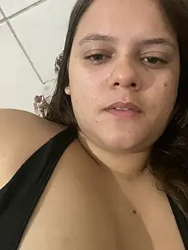 Snapshot of Laryssinha_69 chatting on June 2026 01:09:02 PM Laryssinha 69 online show from June 2026 01:09:02 PM