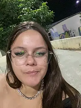 Snapshot of Laryssinha_69 chatting on July 2026 10:12:01 PM Laryssinha 69 online show from July 2026 10:12:01 PM