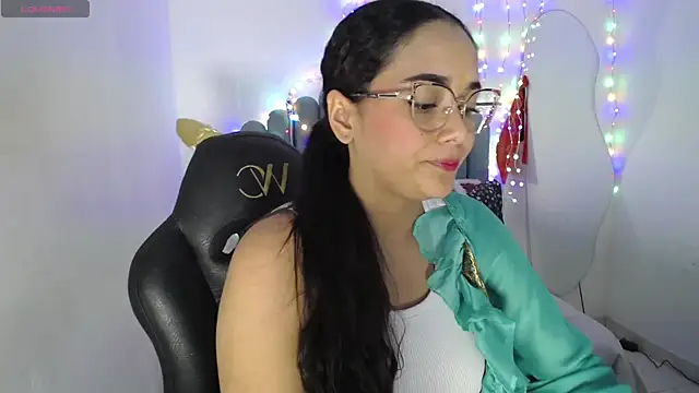 farah samira online show from June 2026 07:46:01 PM