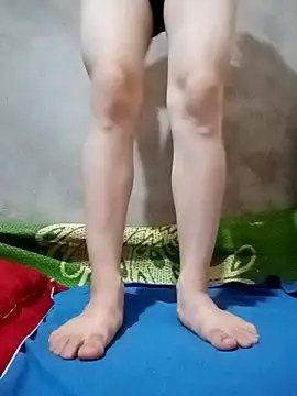 Snapshot of Hoangtuyetnhi chatting on May 2026 01:01:01 AM Hoangtuyetnhi online show from May 2026 01:01:01 AM