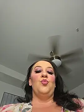 Snapshot of CreamVixen chatting on June 2026 08:08:02 PM CreamVixen online show from June 2026 08:08:02 PM