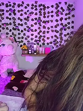 Snapshot of CarolinaGiraldo90 chatting on June 2026 05:49:01 AM CarolinaGiraldo90 online show from June 2026 05:49:01 AM