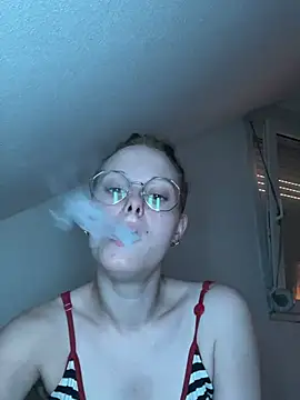 Quenn667 online show from June 2026 02:10:02 PM